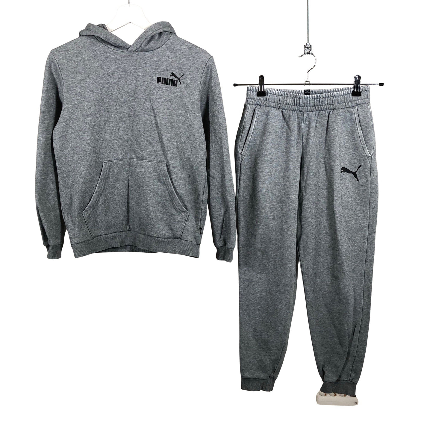 Unisex Puma - Collegeasu, koko 158 - 164 - Harmaa (1)