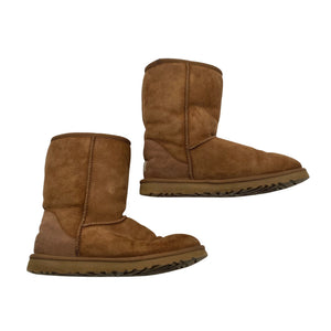 Naisten Ugg - Talvikengät, koko 38 - Beige (1)