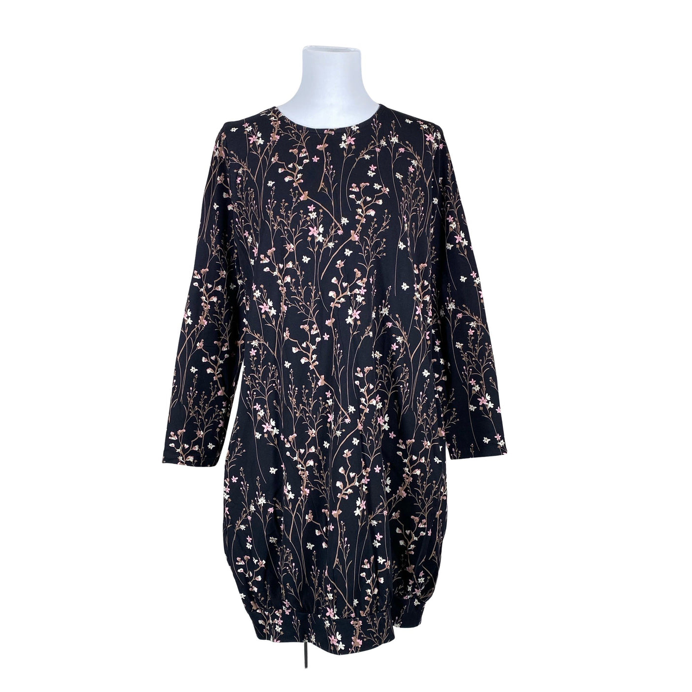 Naisten NOSH - Trikoomekko, koko 40 - Musta (1)