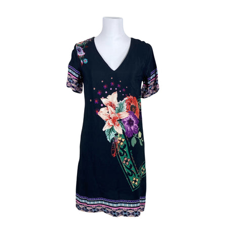 Naisten Desigual - Sifonkimekko, koko 36 - Musta ()