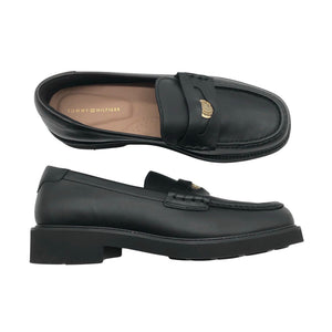 Naisten Tommy Hilfiger - Loaferit, koko 39 - Musta (1)