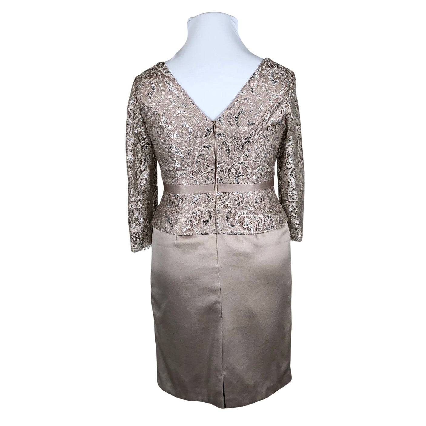 Naisten Sonia Pena - Juhlamekko, koko 42 - Beige (2)