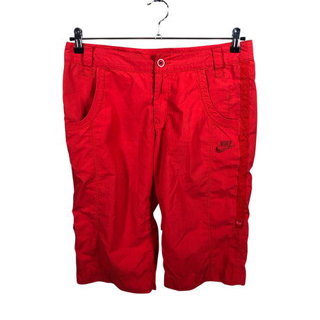 Naisten Nike - Shortsit, koko 42 - Punainen ()