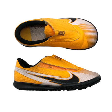 Unisex Nike - Nappulakengät, koko 27 - Keltainen ()