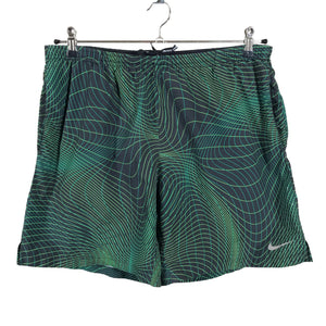 Miesten Nike - Urheilushortsit, koko L - Musta (1)