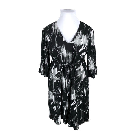 Naisten Televisio Lifestyle Store - Kangasmekko, koko 42 - Musta ()