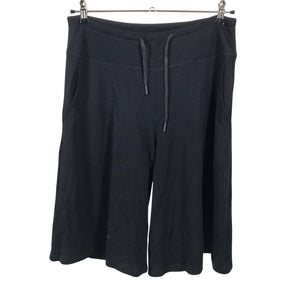 Naisten North Outdoor - Collegeshortsit, koko 40 - Musta (1)