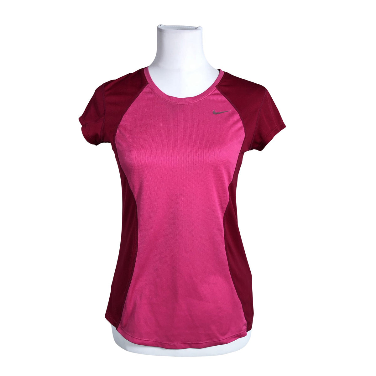 Naisten Nike - Urheilupaita, lyhyet hihat, koko 36 - Pinkki (1)