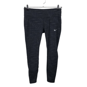 Unisex Nike - Spordiretuusid, suurus 40 - Must (1)