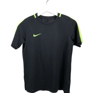 Poikien Nike - Urheilupaita, lyhyet hihat, koko 146 - 152 - Musta (1)