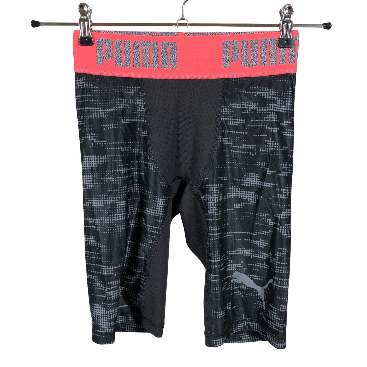 Miesten Puma - Urheilushortsit, koko XS - Musta (1)