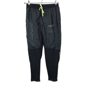 Miesten Nike - Urheiluhousut, koko 38 - Musta (1)