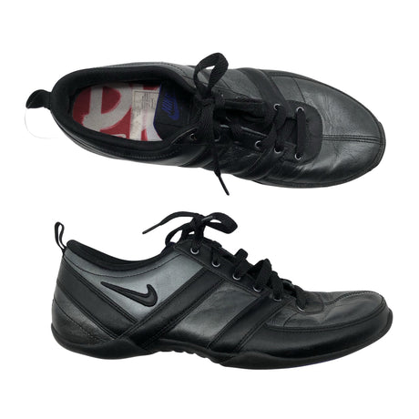 Naisten Nike - Tennarit, koko 40 - Musta (2)