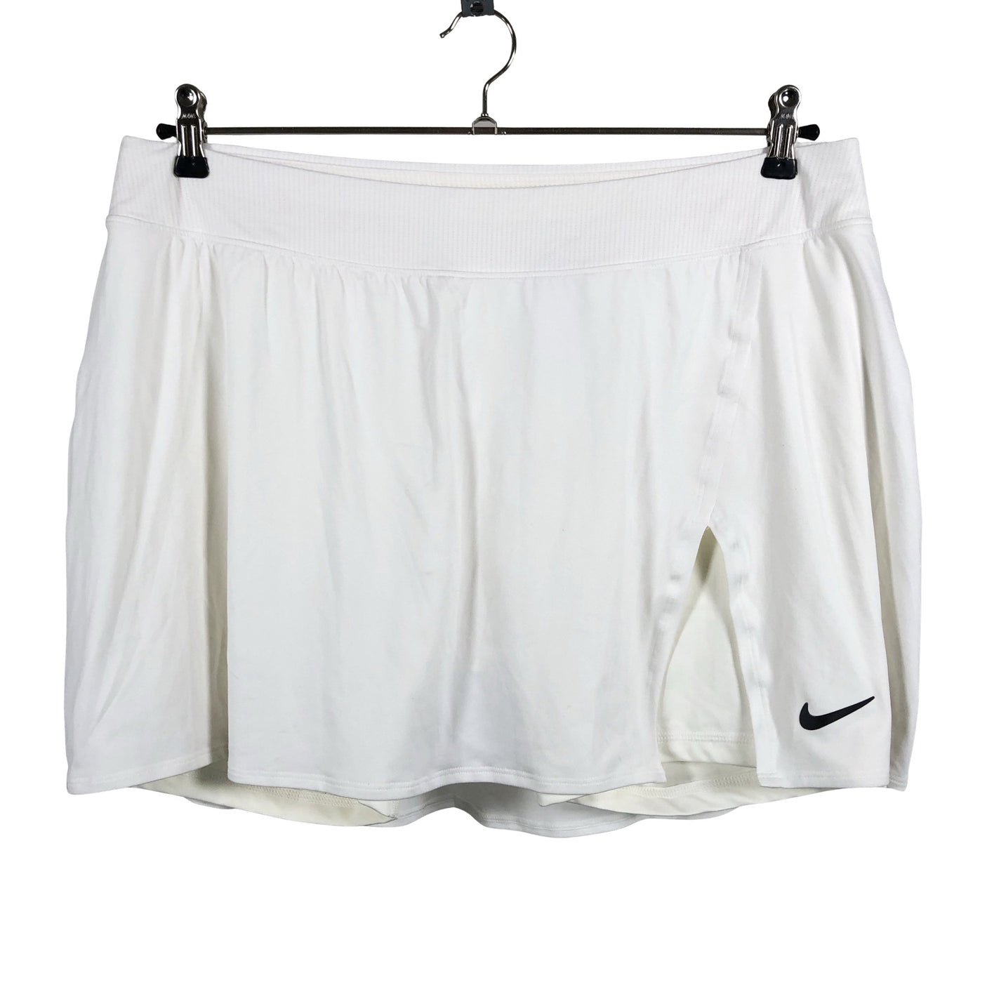 Naisten Nike - Urheilushortsihame, koko 40 - Luonnonvalkoinen (1)