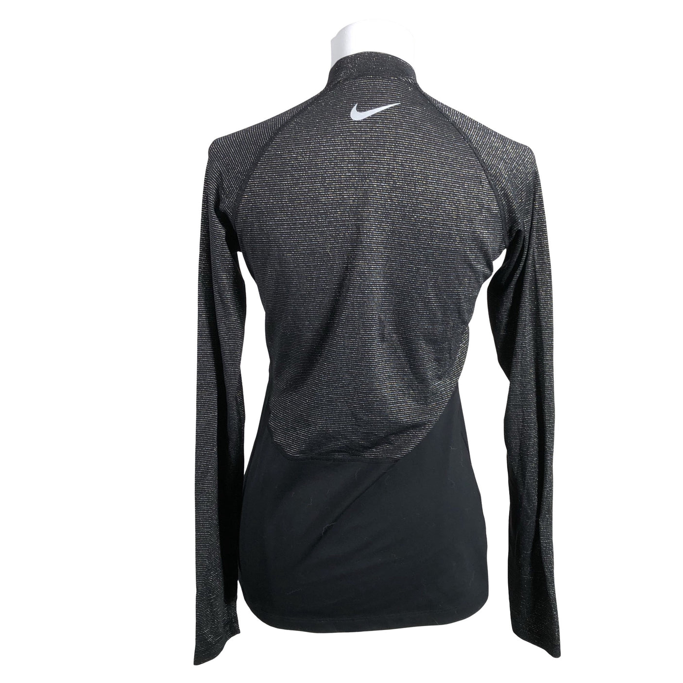 Naisten Nike - Urheilupaita, pitkät hihat, koko 38 - Musta (2)