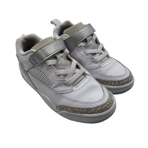 Unisex Jordan (Nike) - Tennarit, koko 34 - Valkoinen (2)