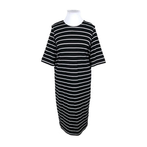 Naisten Marimekko - Trikoomekko, koko 42 - Musta (1)