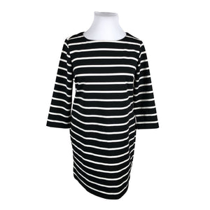 Naisten Aventura - Trikoomekko, koko 42 - Musta (1)