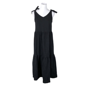 Naisten NOSH - Trikoomekko, koko 40 - Musta (1)