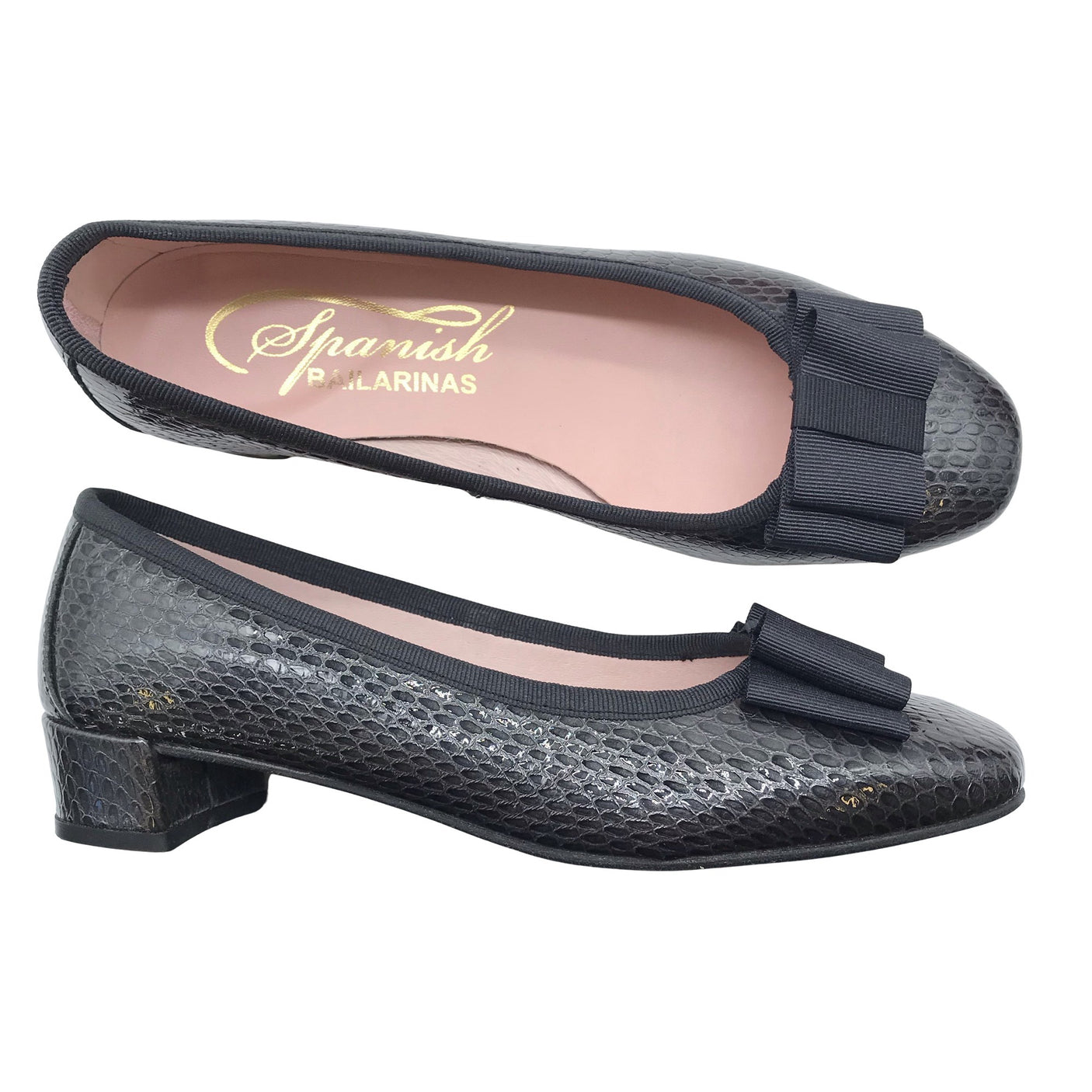 Naisten Spanish Bailarinas - Loaferit, koko 39 - Musta (1)