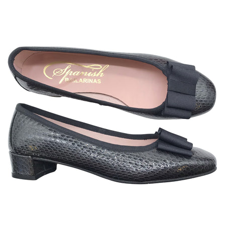 Naisten Spanish Bailarinas - Loaferit, koko 39 - Musta ()