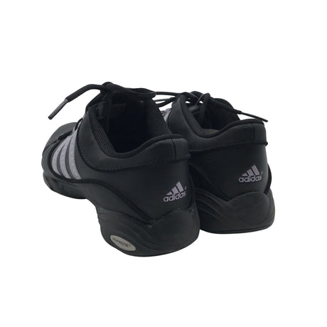 Naisten Adidas - Sisäliikuntakengät, koko 37 - Musta (2)