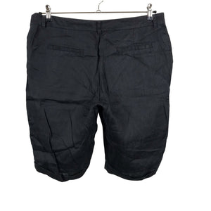 Naisten Global - Shortsit, koko 42 - Musta (2)