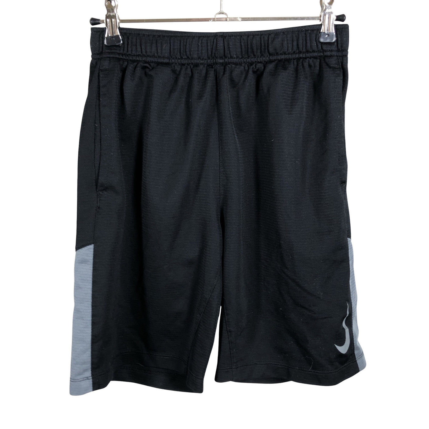 Unisex Nike - Urheilushortsit, koko 146 - 152 - Musta (1)