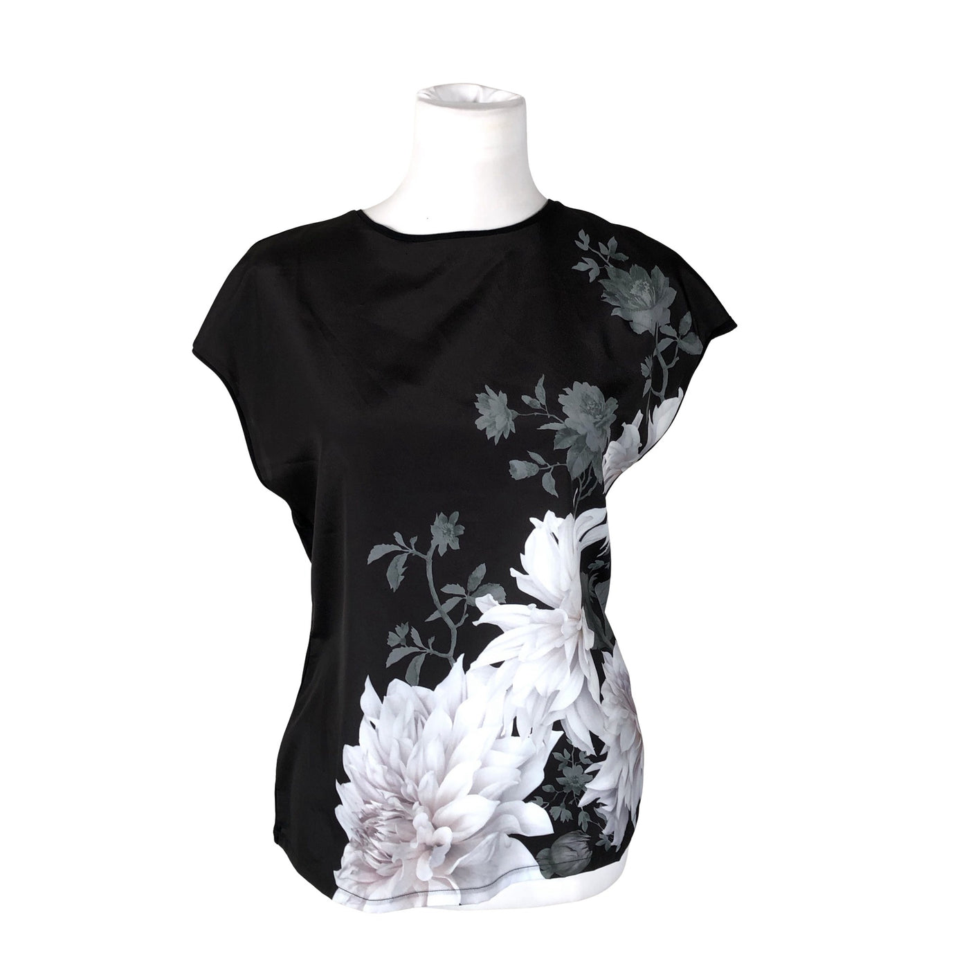 Naisten Ted Baker - T-paita, koko 36 - Musta (1)