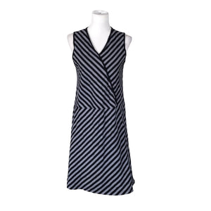 Naisten Marimekko - Trikoomekko, koko 40 - Harmaa (1)