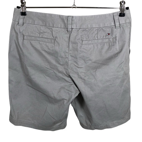Naisten Tommy Hilfiger - Shortsit, koko 38 - Harmaa (2)