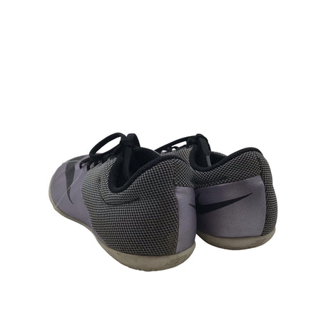 Unisex Nike - Sisäliikuntakengät, koko 34 - Musta (2)