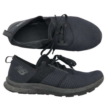 Naisten New Balance - Lenkkarit, koko 40 - Musta ()