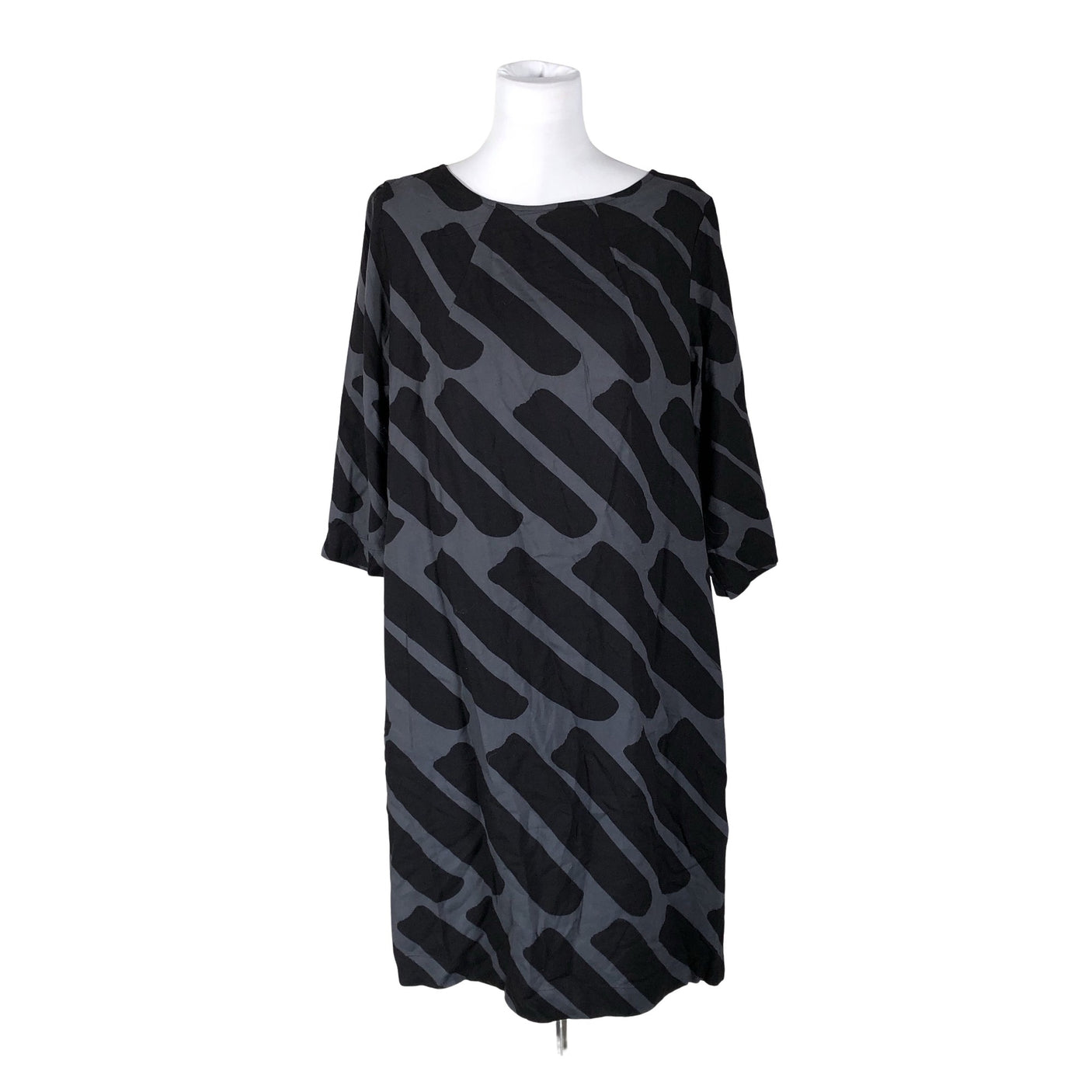 Naisten Marimekko - Trikoomekko, koko 40 - Musta (1)