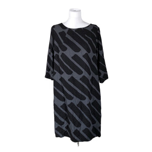 Naisten Marimekko - Trikoomekko, koko 40 - Musta (1)