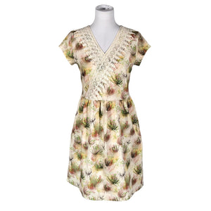 Naisten Lumoan - Trikoomekko, koko 36 - Beige (1)