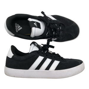 Unisex Adidas - Tennarit, koko 41 - Musta (1)