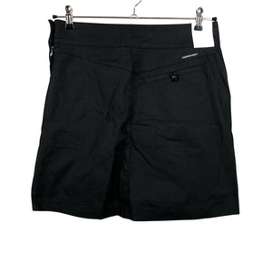 Naisten Peak Performance - Urheilushortsihame, koko 38 - Musta (2)