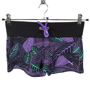 Naisten Puma - Collegeshortsit, koko 36 - Violetti (1)