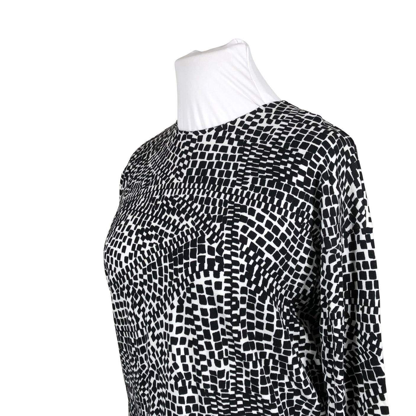 Naisten Marimekko - Trikoomekko, koko 42 - Musta (2)