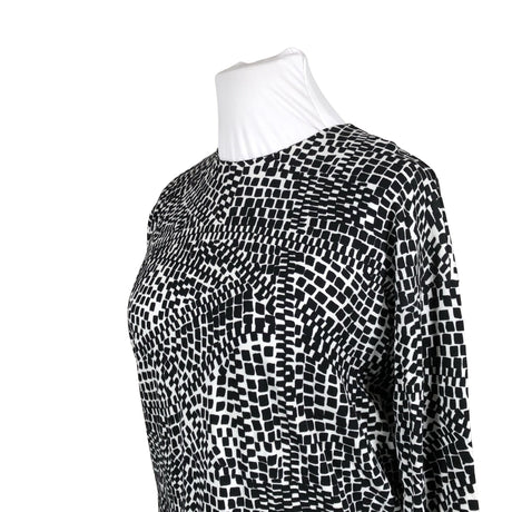 Naisten Marimekko - Trikoomekko, koko 42 - Musta (2)