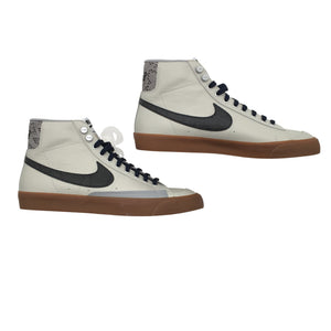 Miesten Nike - Tennarit, koko 44 - Harmaa (1)