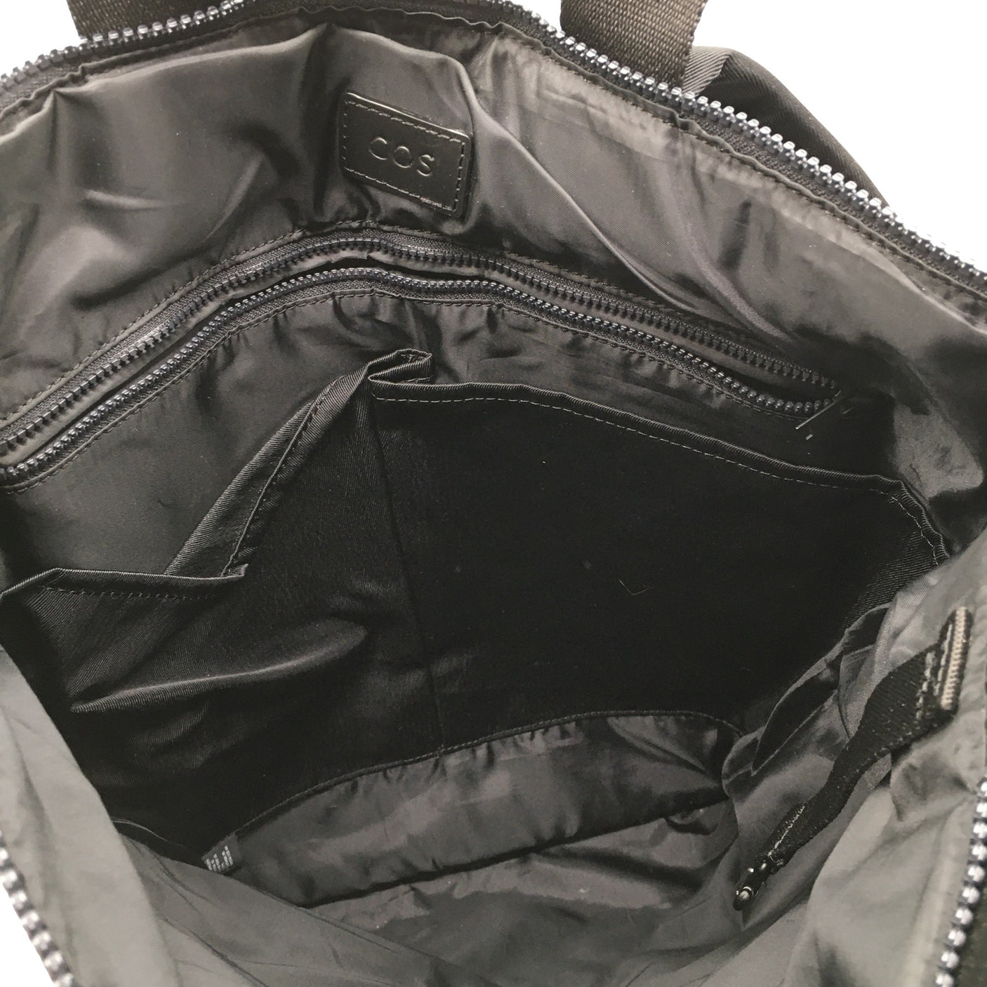 Unisex COS - Reppu, koko Ei kokoa - Musta (2)