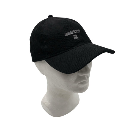 Unisex Undefeated - Lippalakki, koko 52 - 54 cm - Musta ()