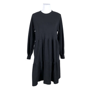 Naisten Riva Clothing - Collegemekko, koko 36 - Musta (1)