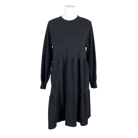 Naisten Riva Clothing - Collegemekko, koko 36 - Musta ()
