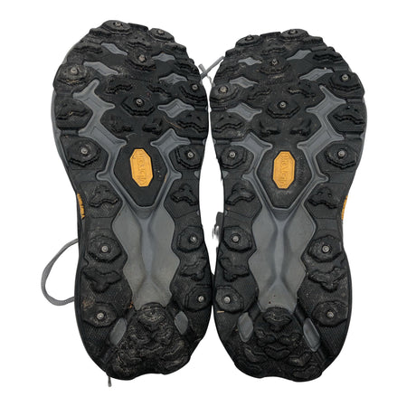 Naisten Hoka One One - Juoksukengät, koko 38 - Harmaa (2)