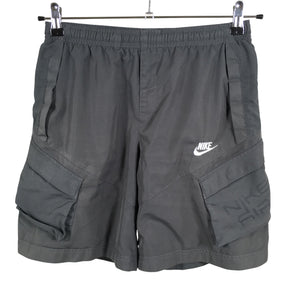 Unisex Nike - Urheilushortsit, koko 152 - 158 - Harmaa (1)