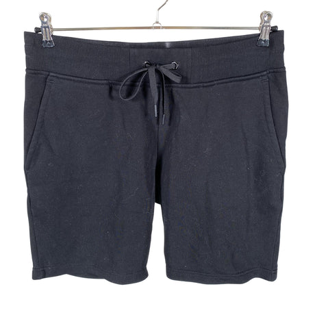 Naisten Peak Performance - Collegeshortsit, koko 40 - Musta ()