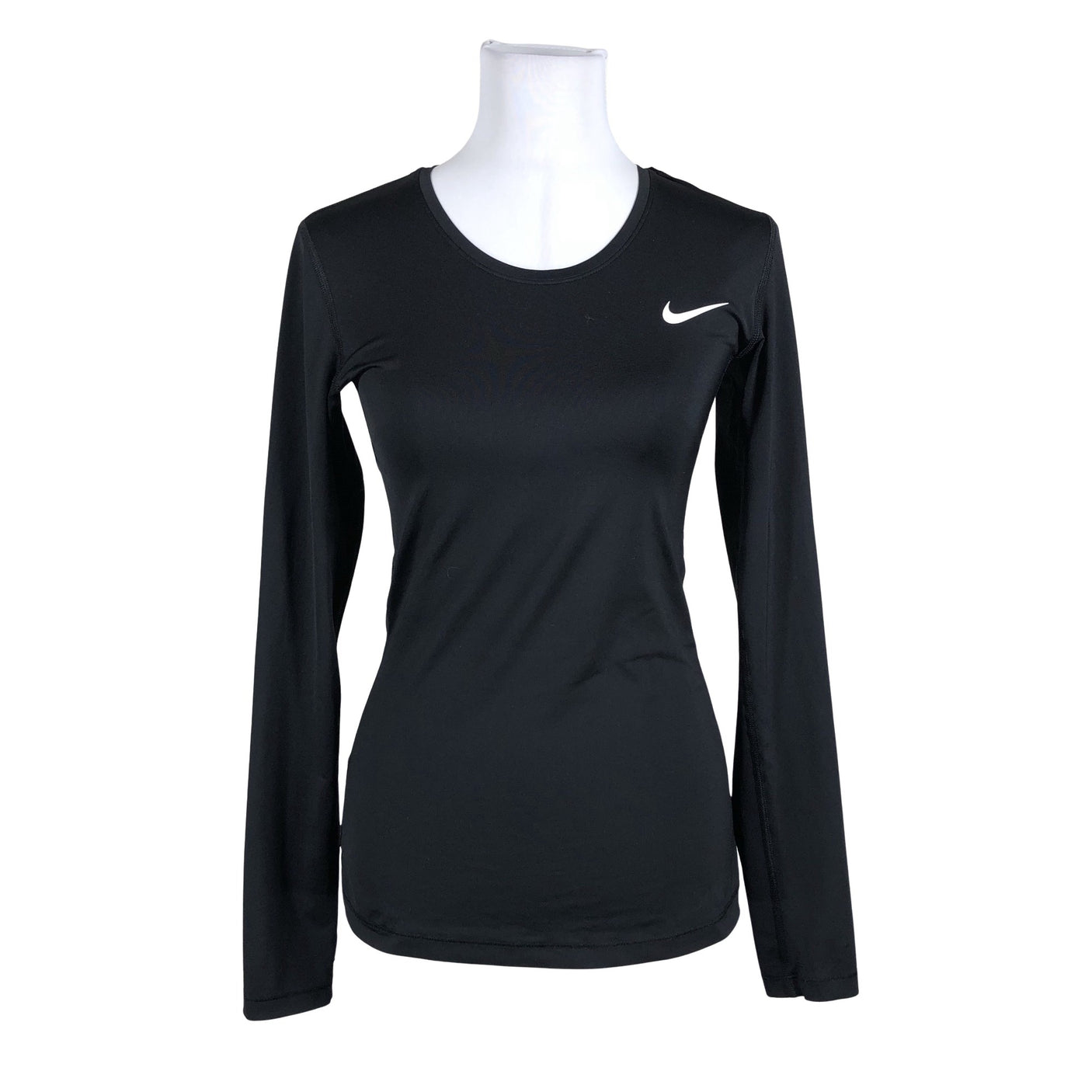 Naisten Nike - Urheilupaita, pitkät hihat, koko 38 - Musta (1)